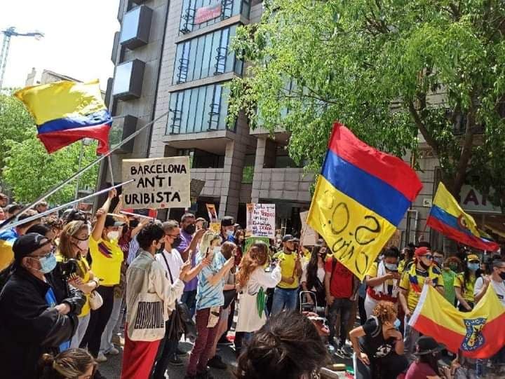 Manifestació per Colombia a Barcelona maig 2021